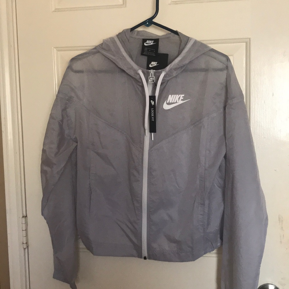 COPY - Nike Sportwear Windrunner!!
